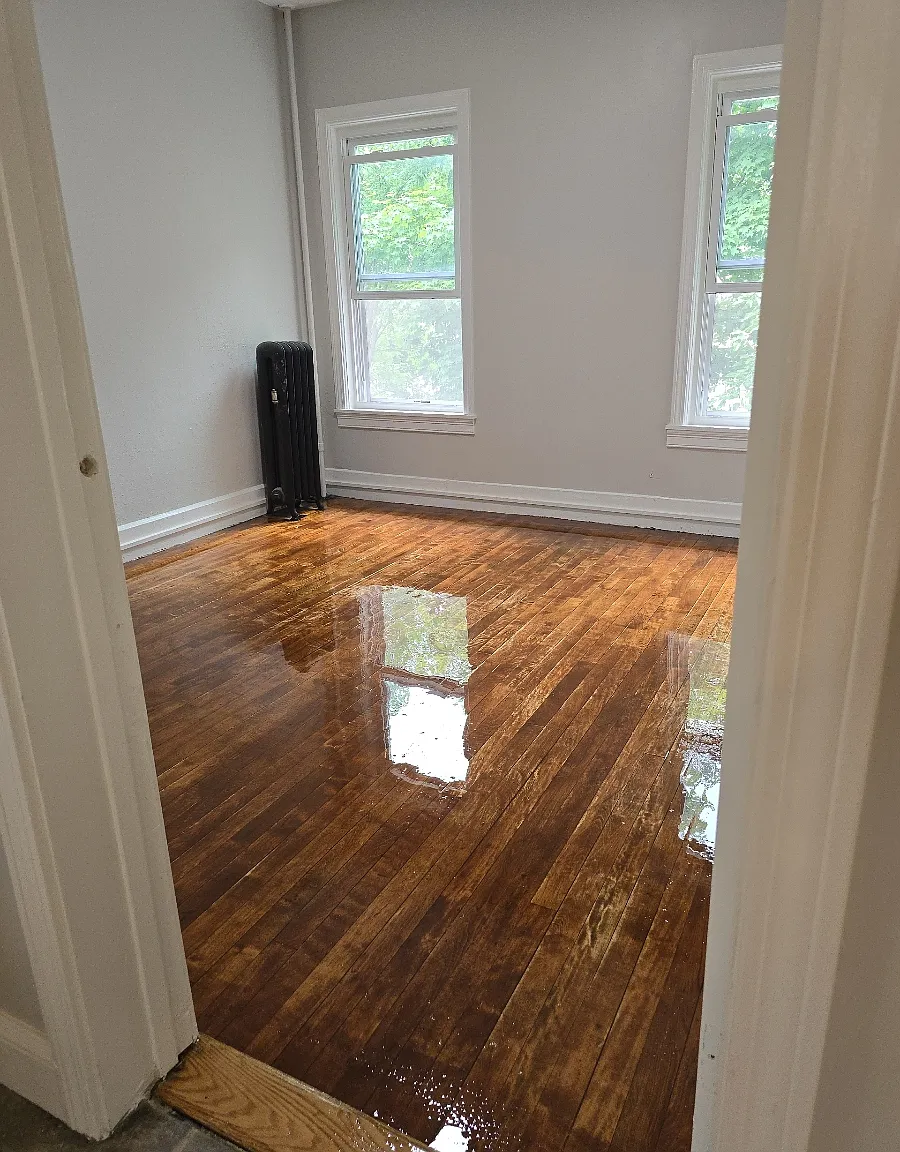 3 bed, $2,000 — Photo 4