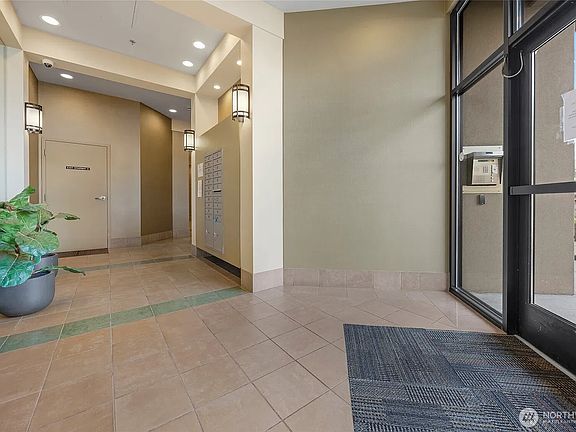 2nd image of 5000 30th Ave NE Unit 205