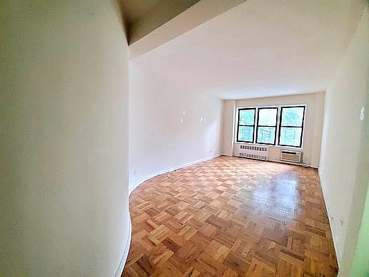 1st image of 315 Ocean Pkwy #14