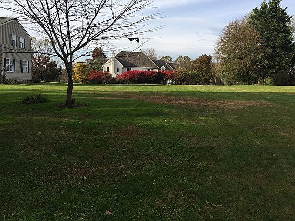 Level acre for great sports 