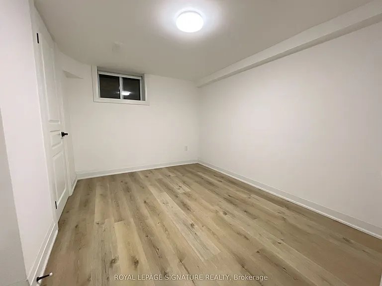 282 E 18th St #BASEMENT — Photo 5