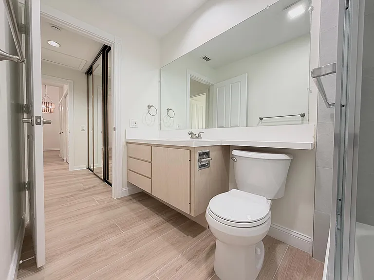 6104 Red Oak Ct — Photo 15