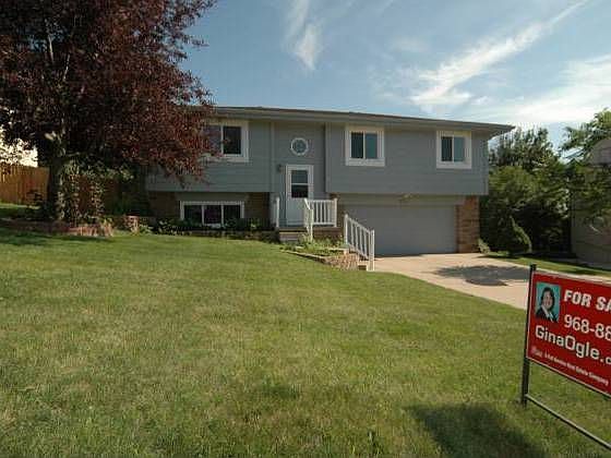 1st image of 2311 Willow Cir