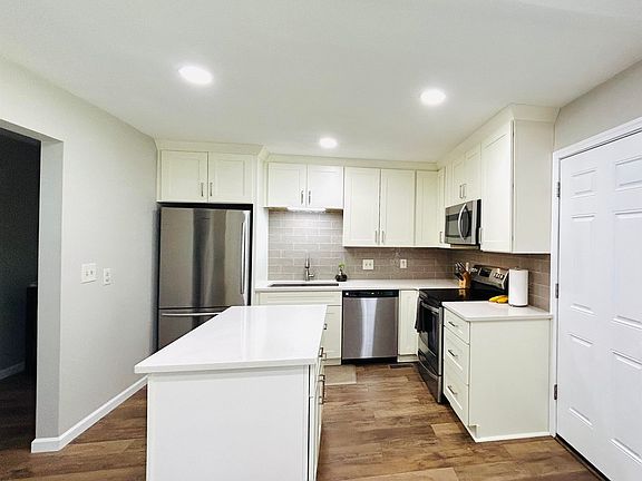 3rd image of 6719 E Pepperwood Ct