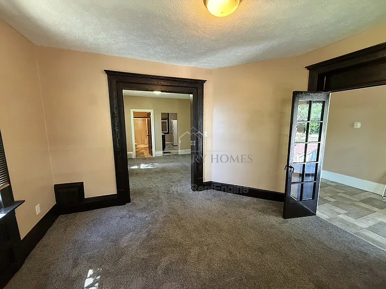 1076 Ackley St #2 — Photo 5