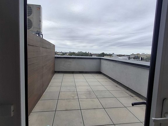 5th image of 1499 Bedford Ave #9D