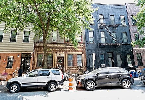 2nd image of 1422 Dekalb Ave