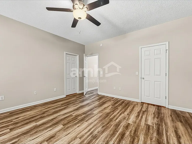 762 Bristol Way — Photo 9