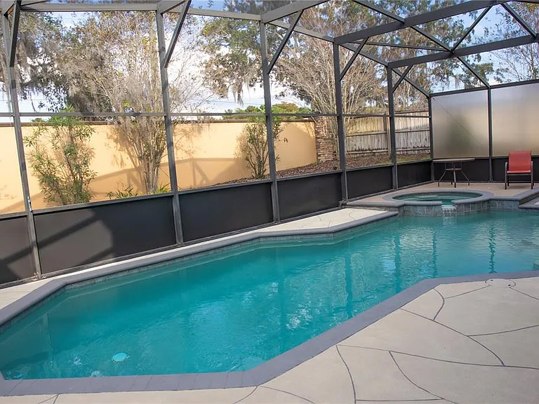 112 Cypress Pointe Ct — Photo 31