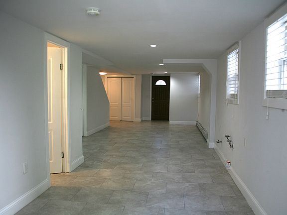 4th image of 963 E 230th St