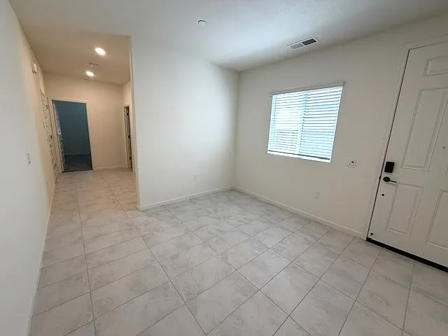 1244 Brownell St — Photo 6