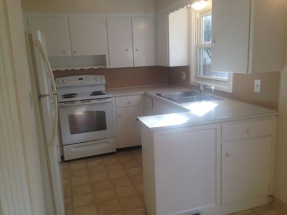 Bright Kitchen