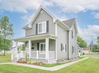 219 96th Ave W, Duluth, MN 55808