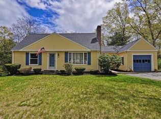 88 Oakland St, Medway, MA 02053