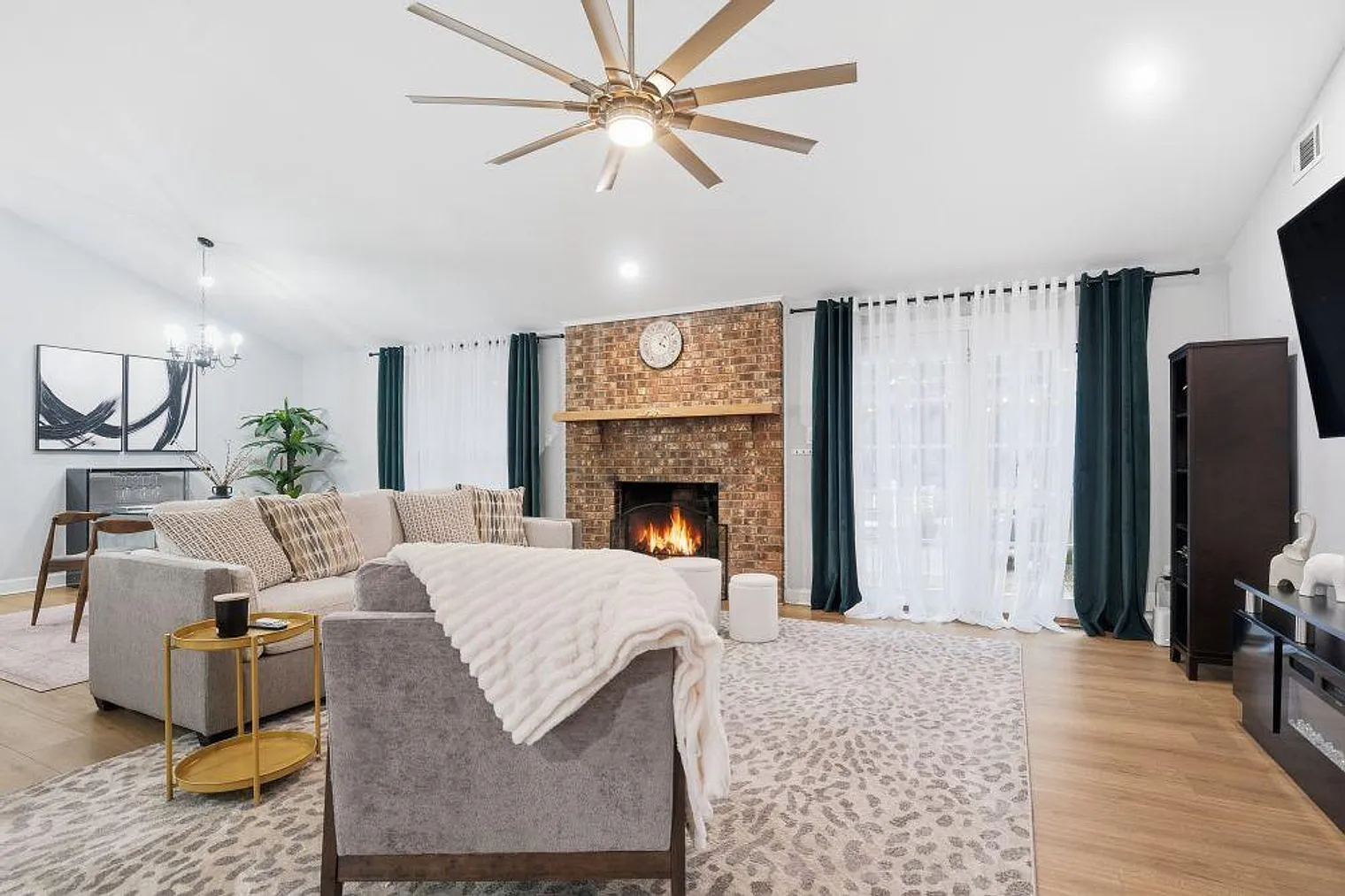 4 bed, 3.0 bath, 1851 sqft, $5,367 — Photo 1