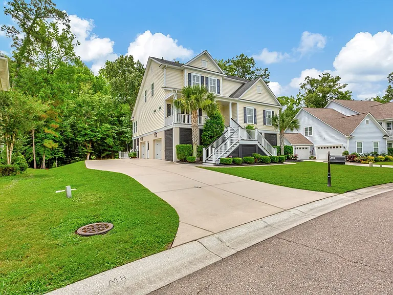 258 Silver Cypress Cir — Photo 45