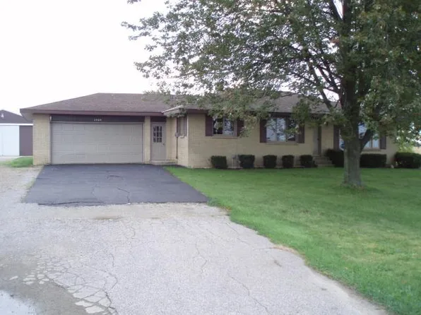 3929 56th St, Holland, MI 49423