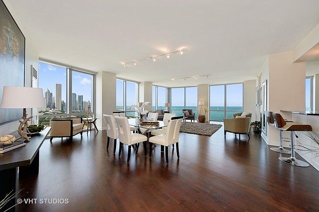 1st image of 1211 S Prairie Ave APT 2601