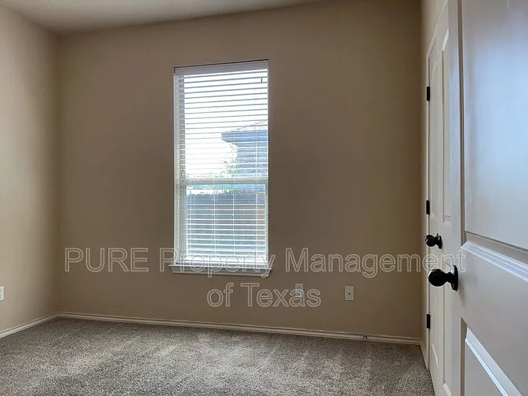 1144 Brendon Lee Ln — Photo 27