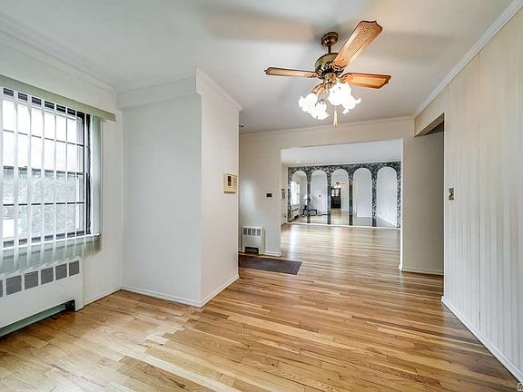 3rd image of 17 Francis Ln