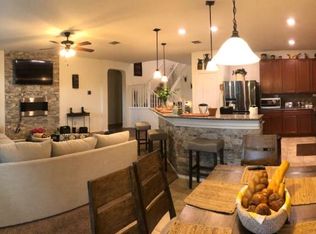 26049 Los Mirasoles, Boerne, TX 78015