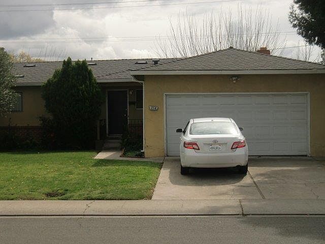 1st image of 214 E Loretta Ave
