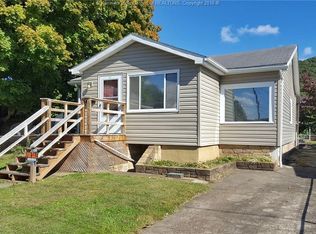 103 Lee Ave, Nitro, WV 25143