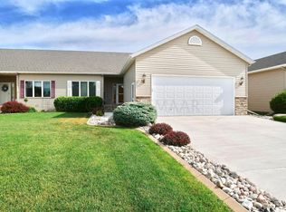 604 43rd Ave S, Moorhead, MN 56560