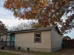 307 Perry Ave, Waxahachie, TX 75165
