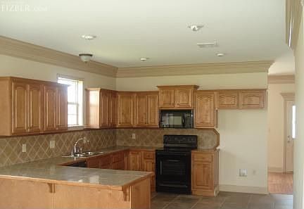 2nd image of 1302 Bonnet St