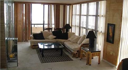 3rd image of 3200 Collins Ave APT 81