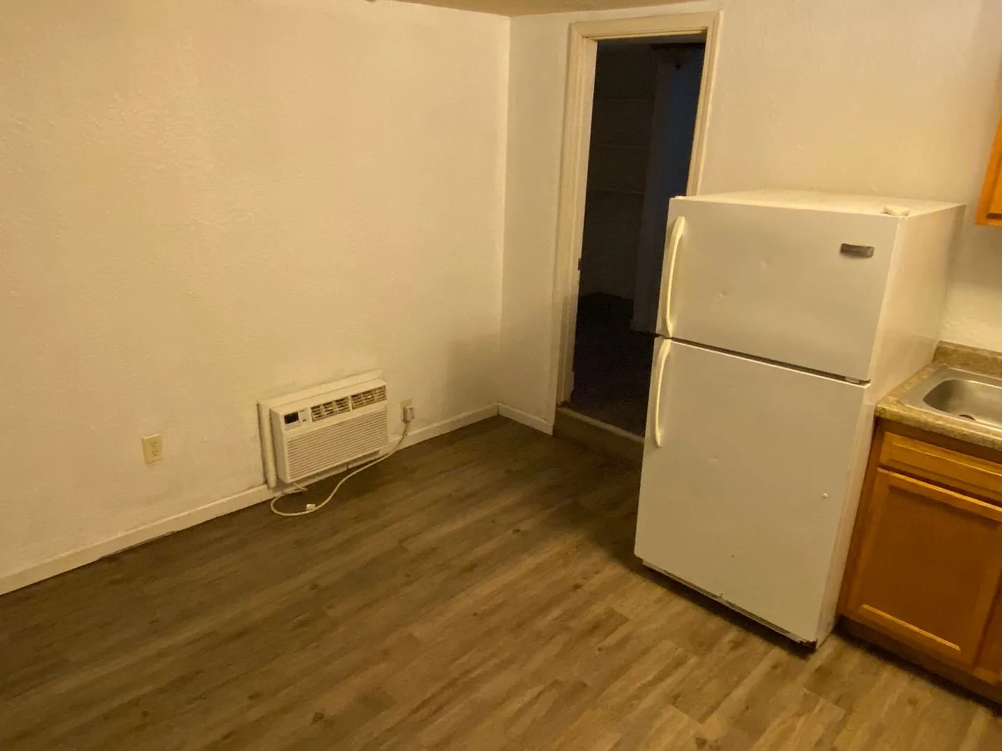 Arnold Ave Apartments — Photo 3