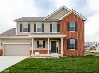 2041 Mayfair Dr, Island Lake, IL 60042