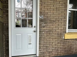 5254 Walnut St, Philadelphia, PA