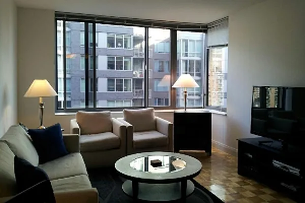 Rented by Corcoran | media 5