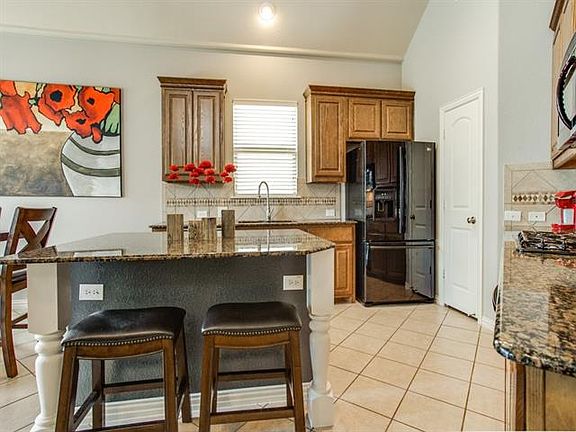 4th image of 8148 Black Ash Dr