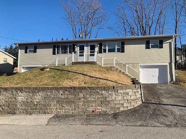 2nd image of 106 Circle Dr