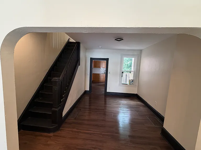 416 Beaver St — Photo 6
