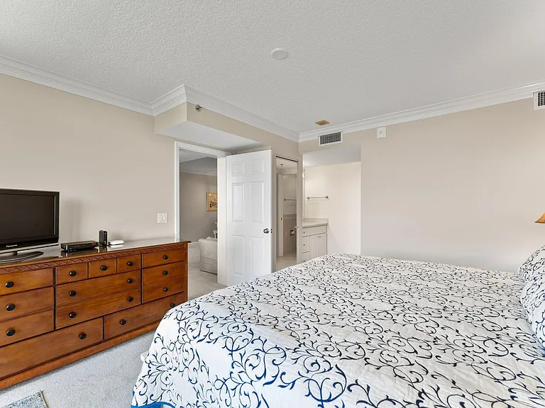 601 S Seas Dr #203 — Photo 18