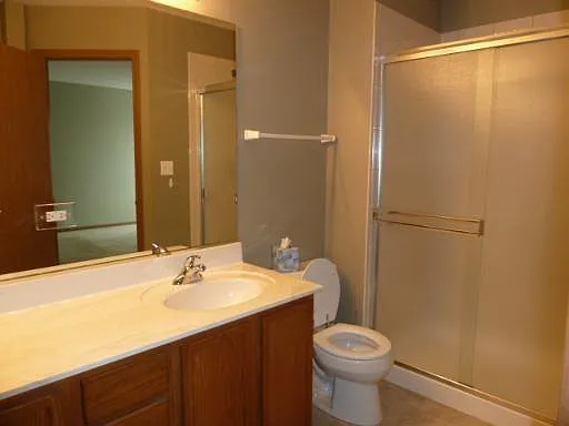 637 Lincoln Station Dr — Photo 7