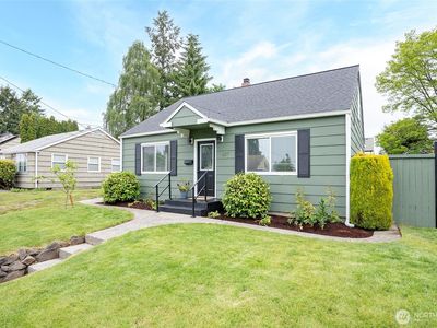 827 S Geiger Street, Tacoma, WA, 98465
