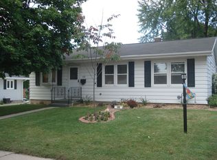 404 W Cramer St, Fort Atkinson, WI 53538