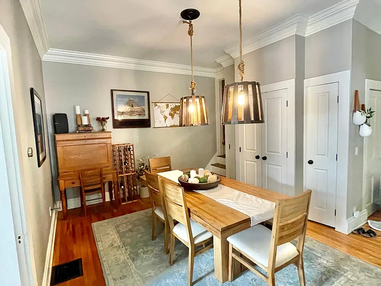 1070 City Park Ave — Photo 11