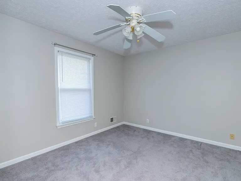 3411 Sample Way — Photo 18