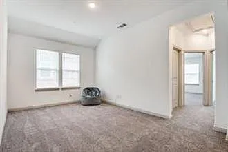 12912 Leopold Trl — Photo 8