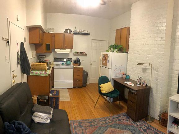 3rd image of 1112 Floyd Ave APT 1