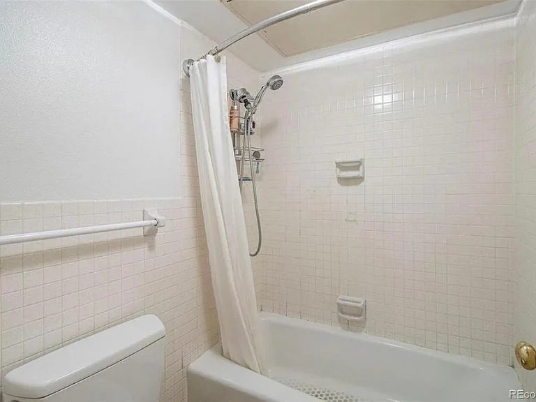 1020 15th St #18G — Photo 9