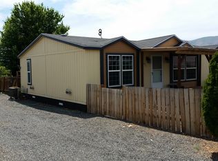 411 Spring Cir SW, Mattawa, WA 99349