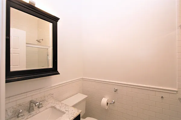 Rented by R New York | media 60