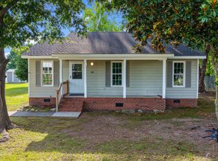 104 Sunset Dr, Dunn, NC 28334
